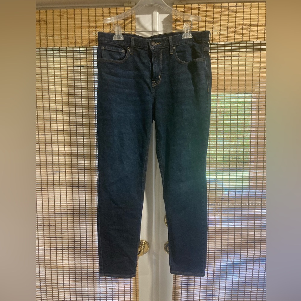Old Navy Athletic Taper Jeans